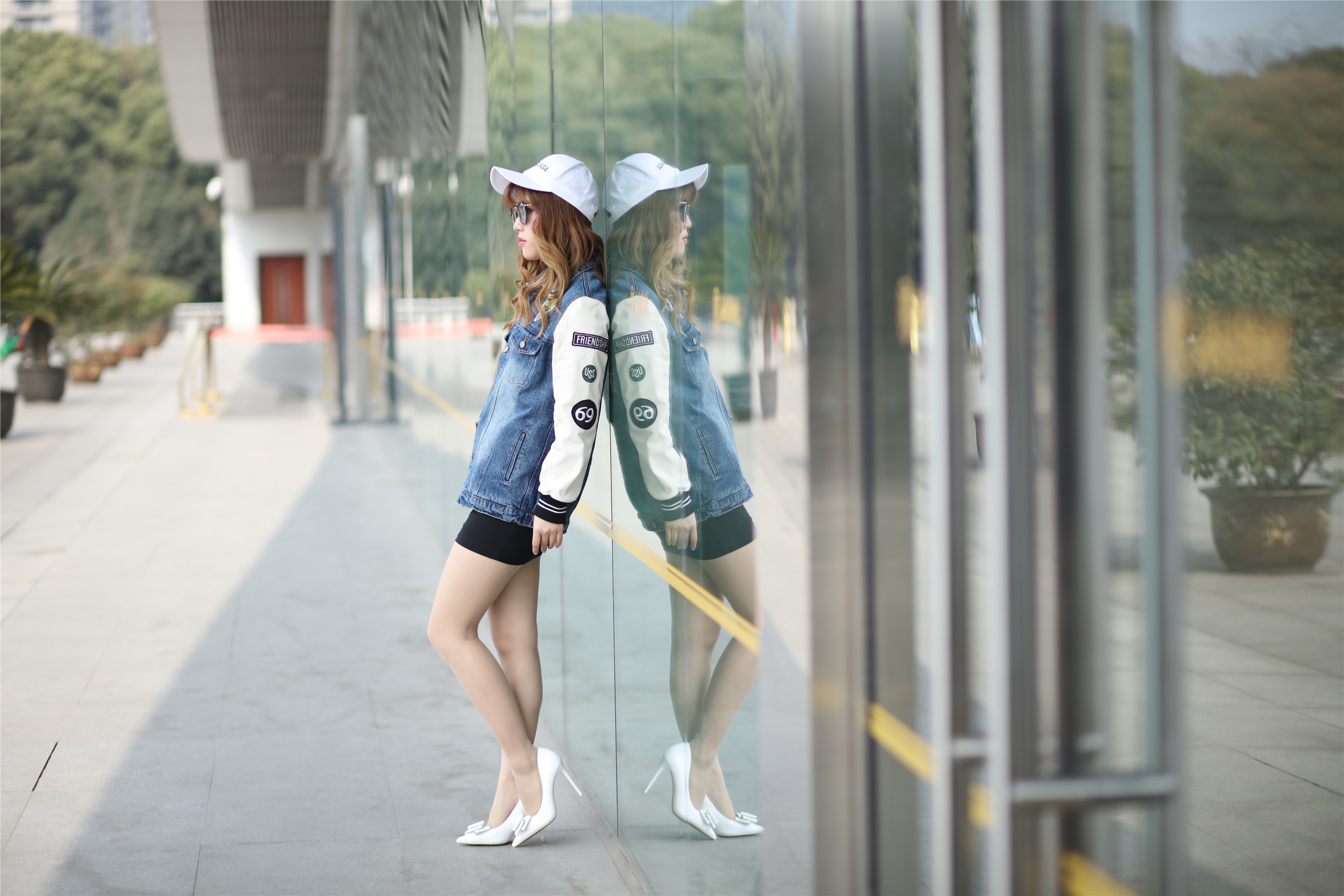 奈丝写真  NO.093 高高-冷热都要露腿 不露是不可能的